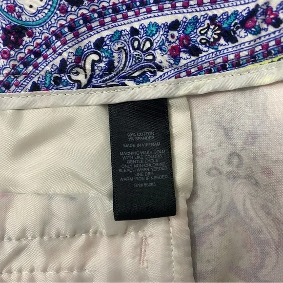 Vibrant Express Paisley Print Shorts SZ 8 - Picture 6 of 9